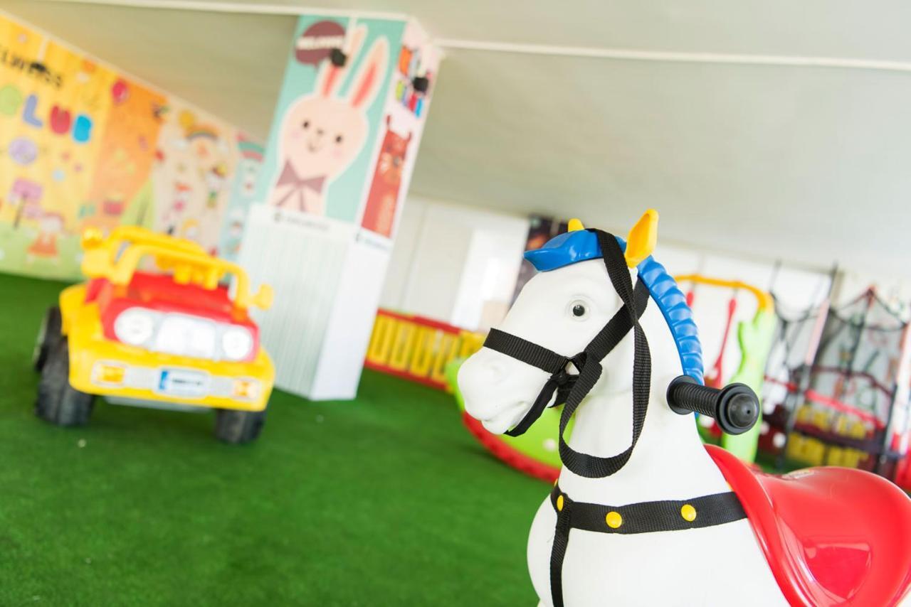 Trikomo Edelweiss A Block Hotel Residence מראה חיצוני תמונה